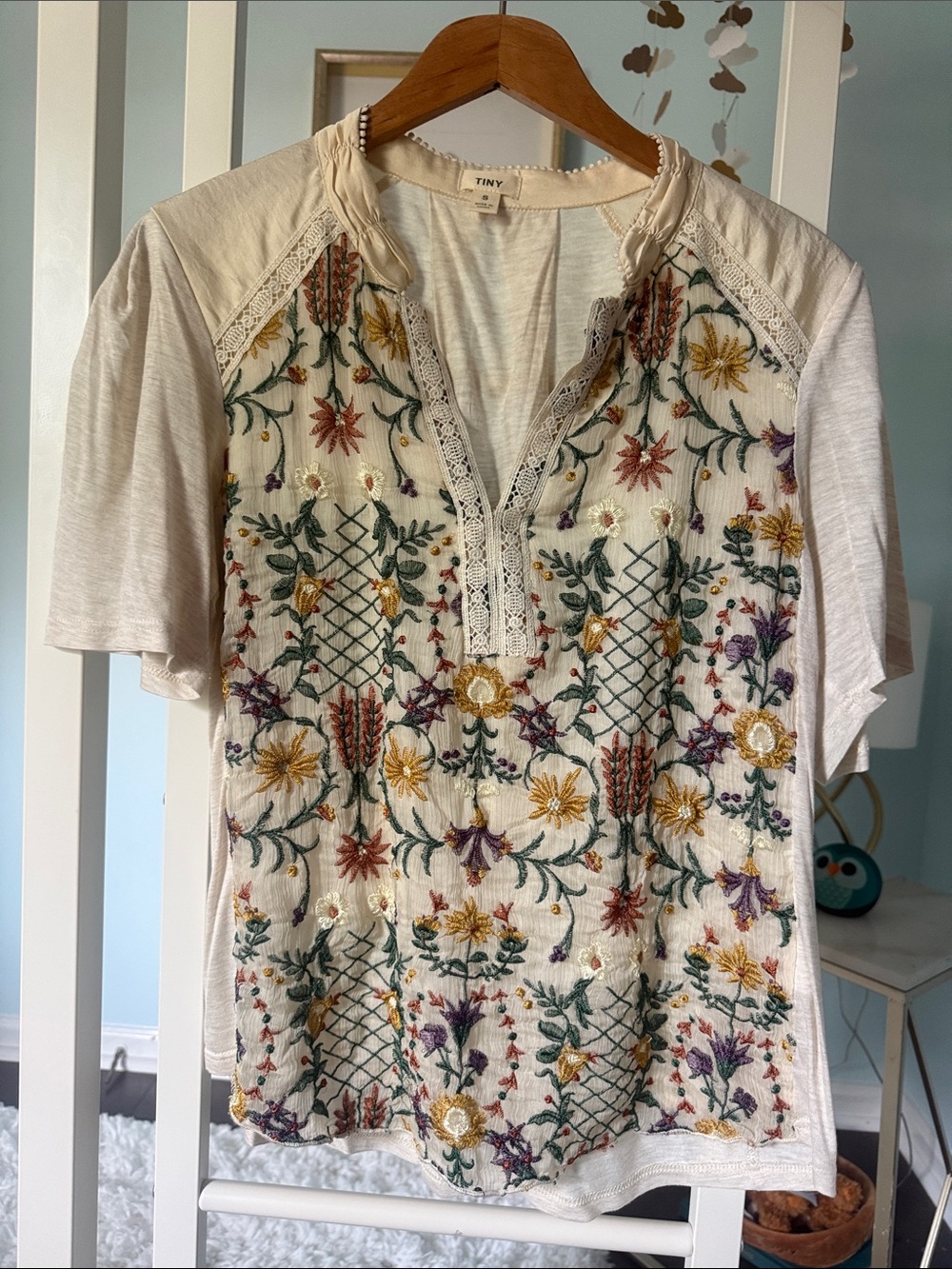 Ivory Embroidered Floral Short-Sleeve Top